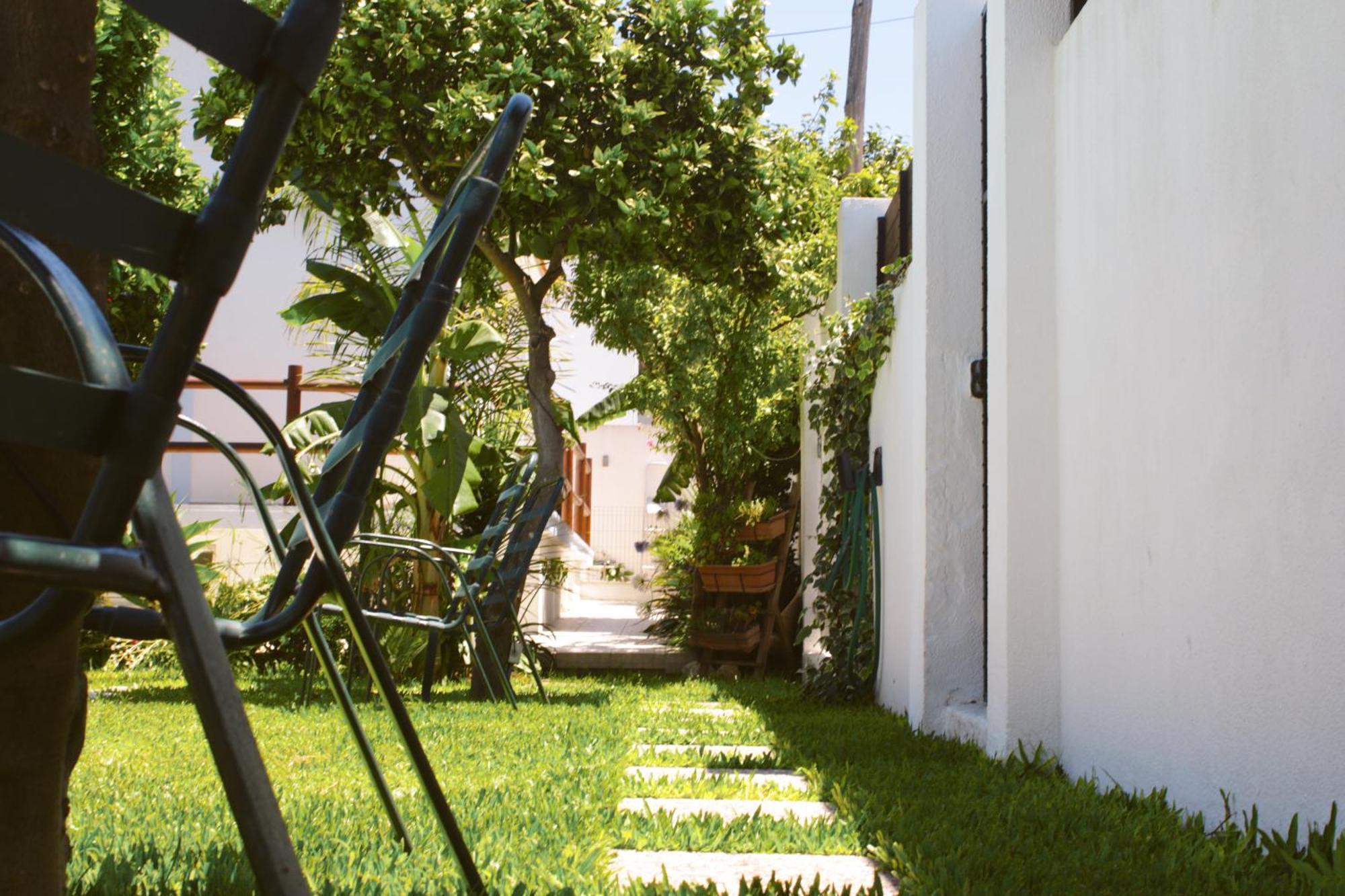 Vila Vale Guest House - Surf & Yoga Charneca de Caparica Exterior foto