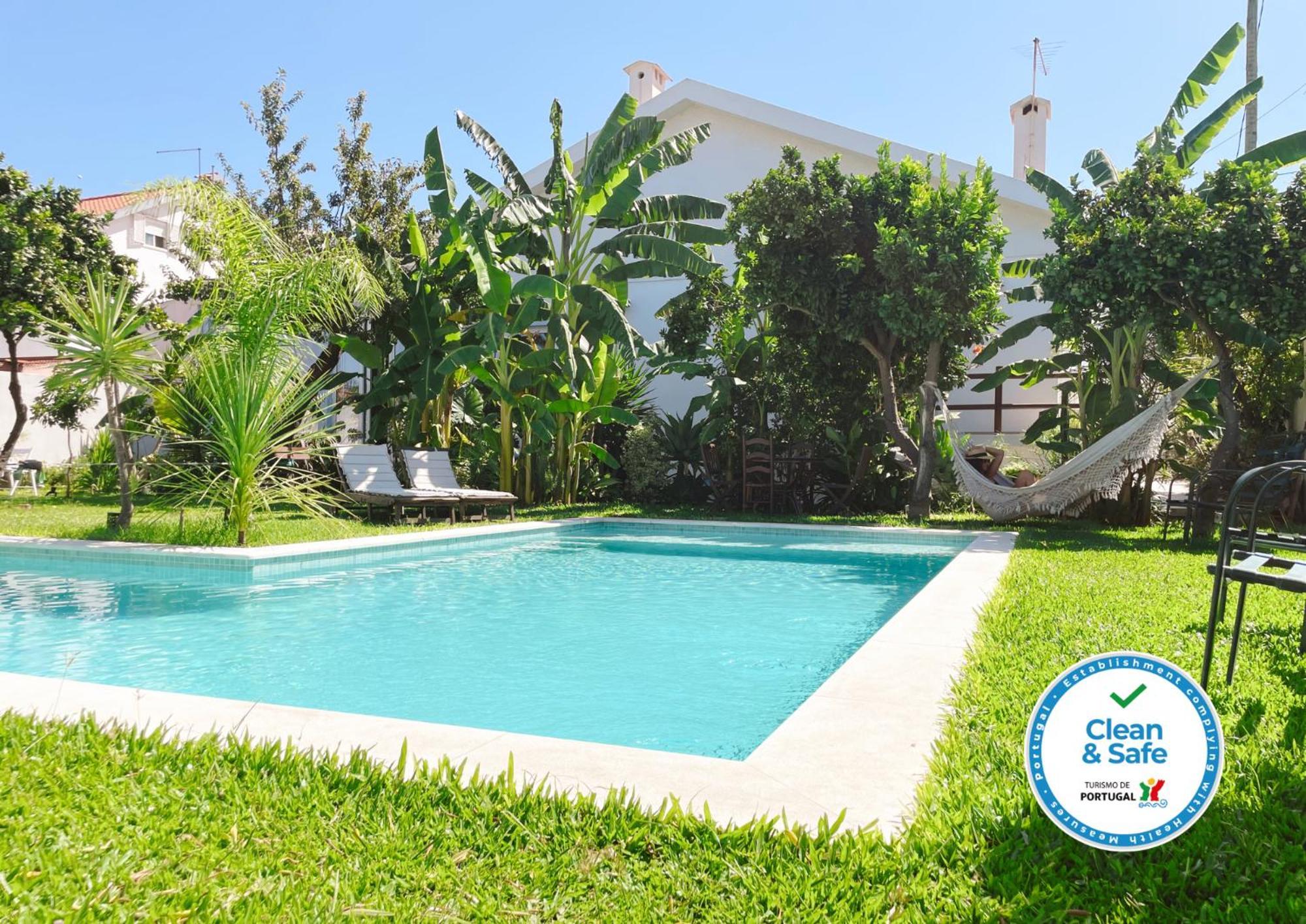 Vila Vale Guest House - Surf & Yoga Charneca de Caparica Exterior foto